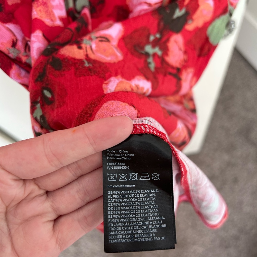 H&M Dress - Picture 10 of 10